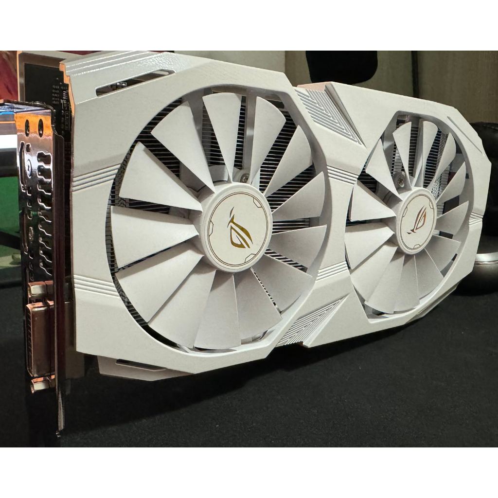 Placa De Vídeo Amd Asus Rog Strix RX 580 8GB COR BRANCO WHITE 2304sp OC ...