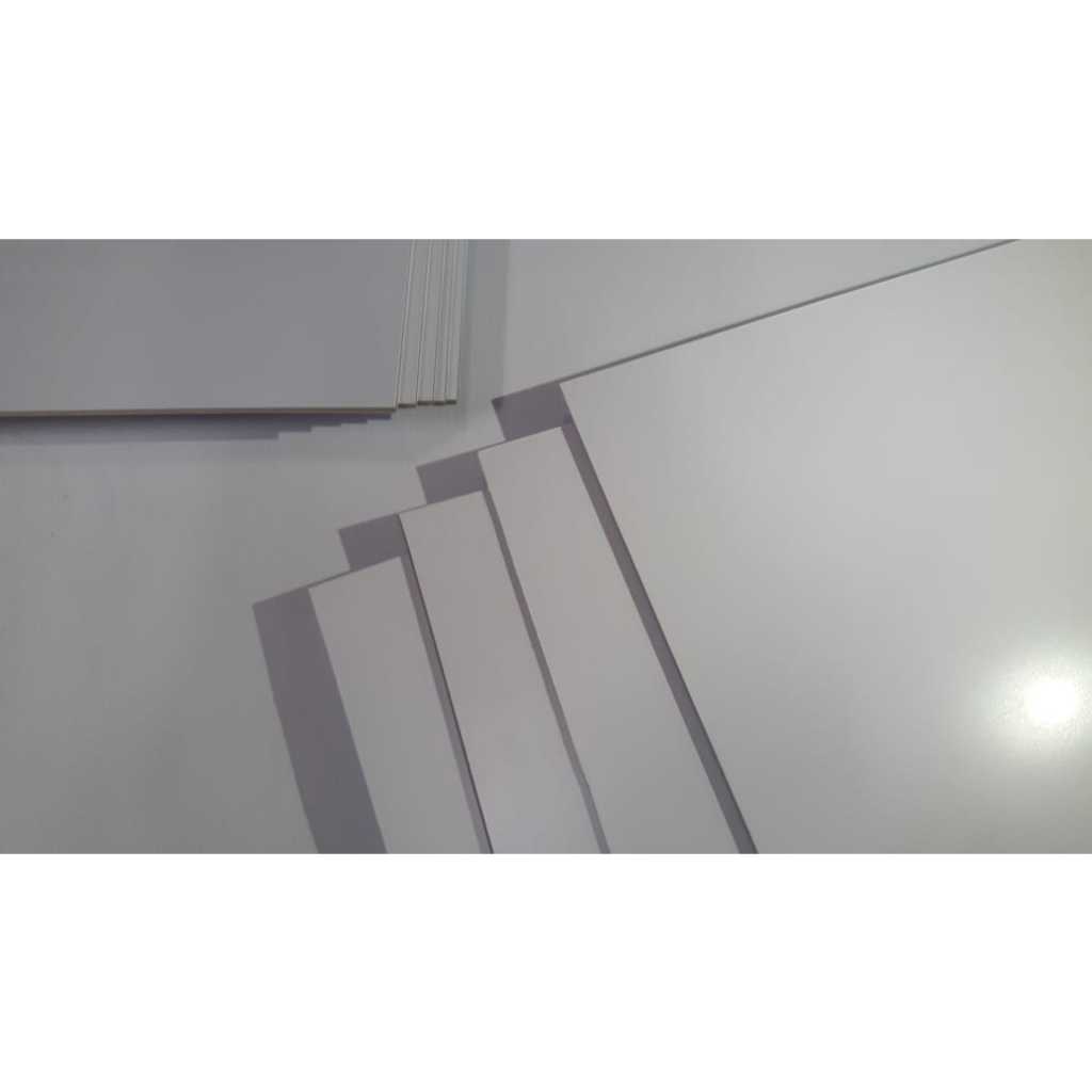 Foglio Schiuma Isolante Auto 200×50 Cm – Spessore 6 Mm, Adesivo, Fonoassorbente E Termico Per Coppa Motore E Abitacolo