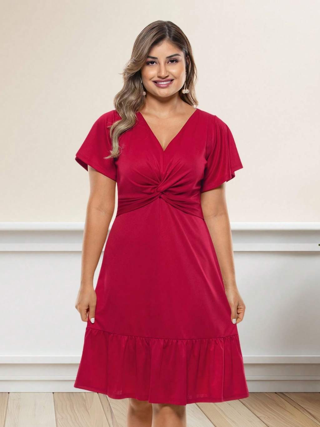 Vestido em Helanca com Decote V e Saia Godê com Amarração e Babado ...