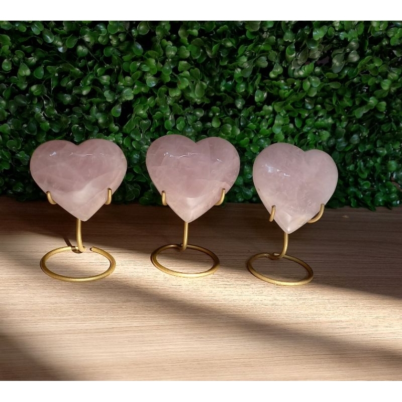 Coração Quartzo Rosa lapidado - Com a base metálica - Coração de ...