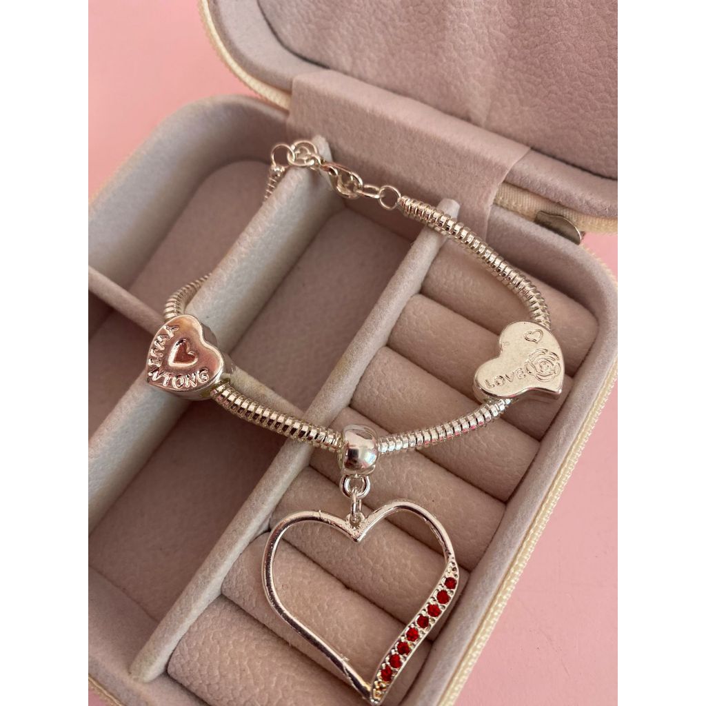 Pulseira de Prata com Pingente de Coração Simples