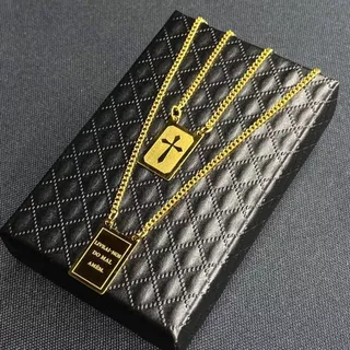 Colar Escapulário Dourado em Aço Inox Para Presente Masculino Feminino Pode Molhar