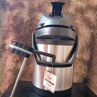 Garrafa Térmica de Inox 2,5 Litros Terere Chimarrão Quente e Frio