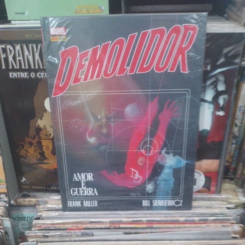 (HQ) Demolidor - Amor E Guerra