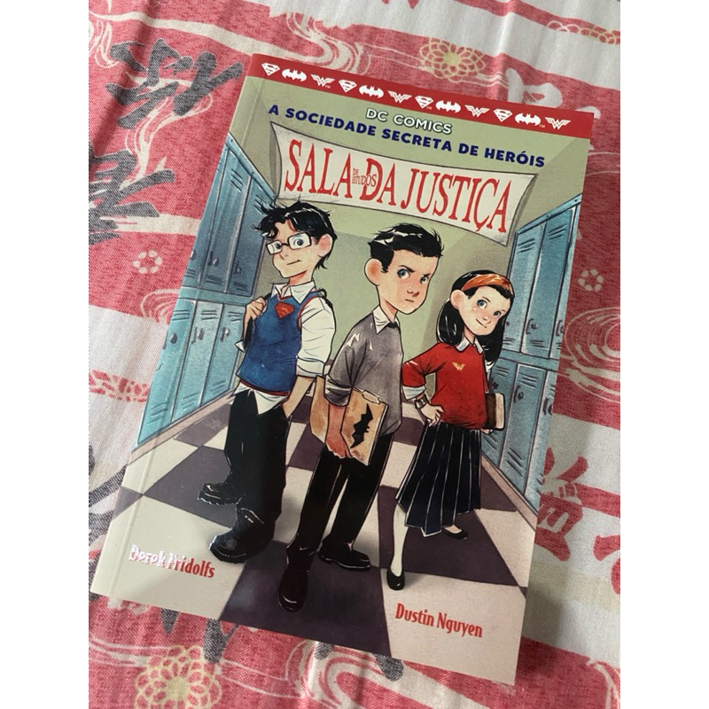 Livro A Sociedade Secreta de Heróis - Sala de Estudos da Justiça ...