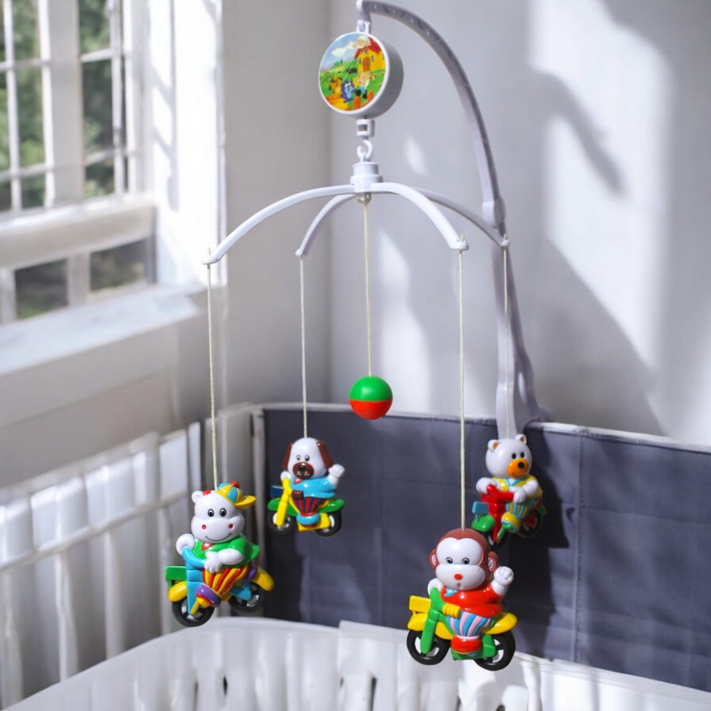 Mobile Giratório Musical Motinha Branco Infantil a Corda Menino Menina