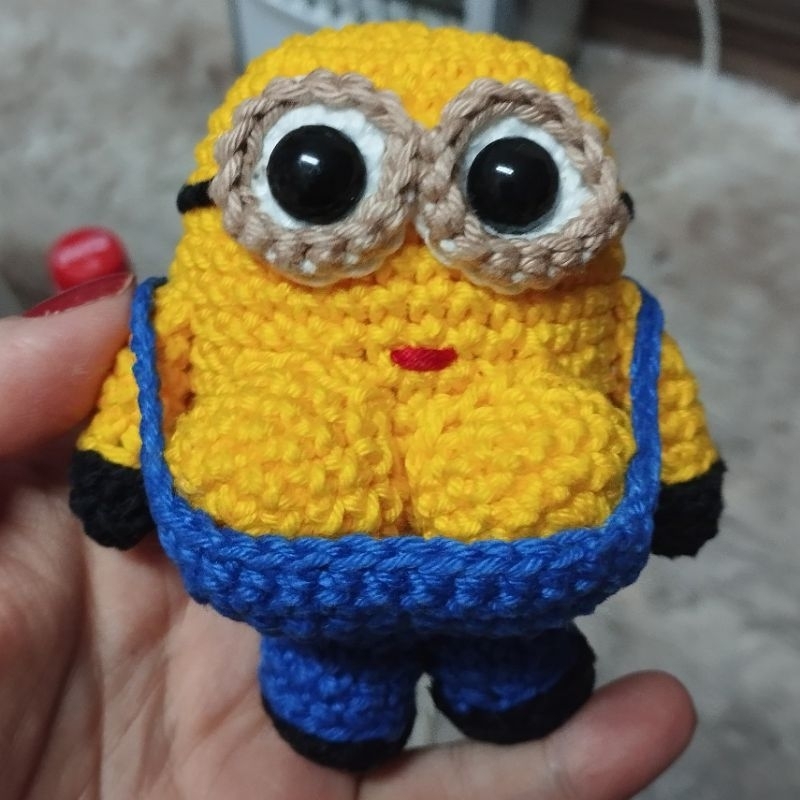 MINION AMIGURUMI CROCHÊ PEITUDA PEITOS PEITUDAH METIDAH | Shopee