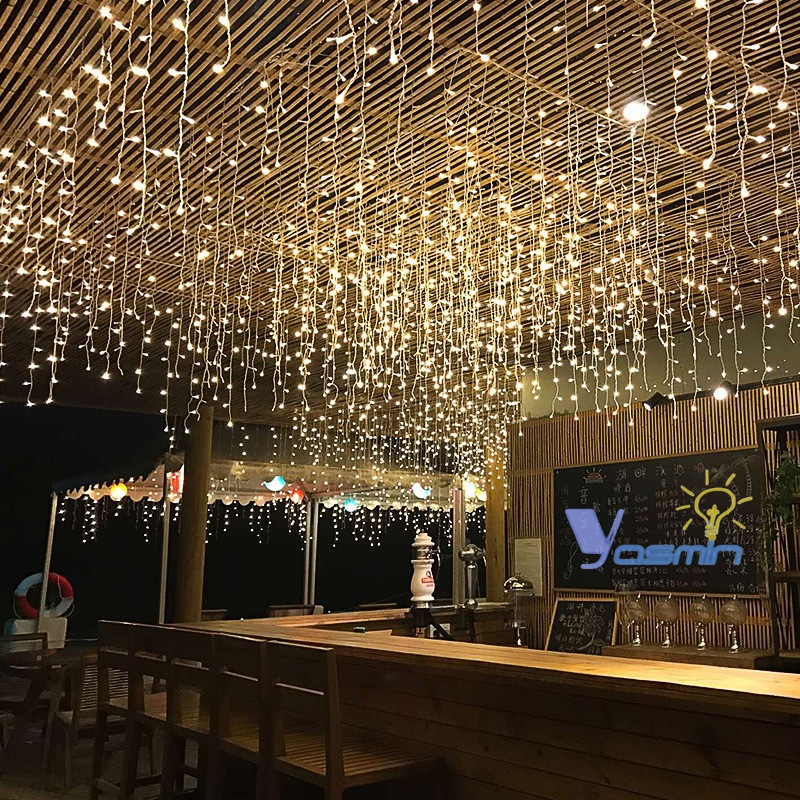 Cascata 400 Led's Natal Festas Branco frio/Quente/Colorido 10m Fixo 110v/220v Conexão Macho