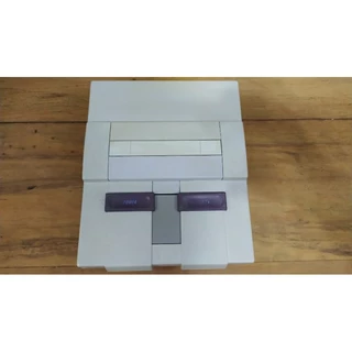 Console SNes Super Nintendo (não funciona com defeito só o console) faltando peças original usado