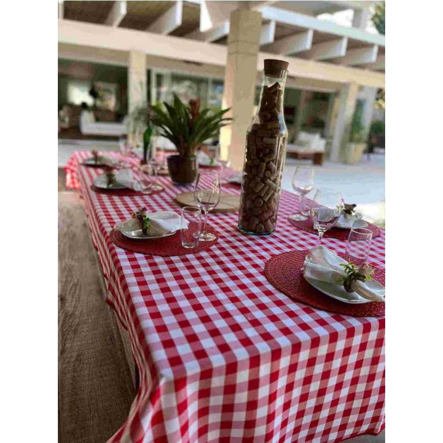 Toalha De Mesa Xadrez e Listrada Liquidação 4 e 6 lugares