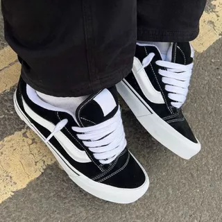 Tenis KNU Skool Vintage Tênis Casual Skate Preto E Branco Masculino Feminino Unissex