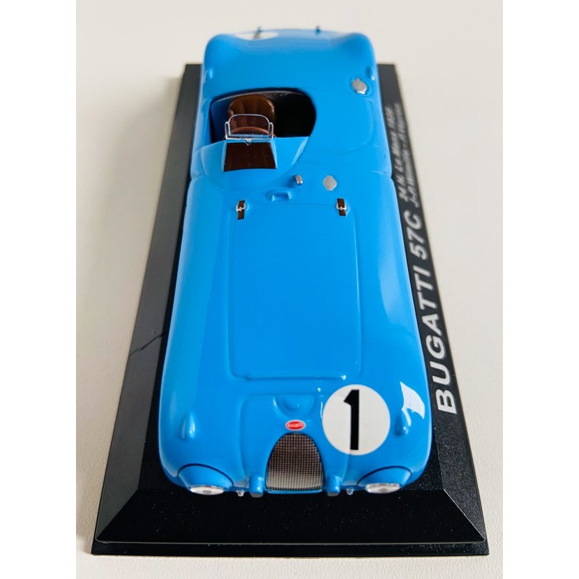 Momaco 1:18 Bugatti Type 57 Galibier Year 1939 red 003 model