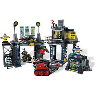 Lego DC Super Heroes 6860 The Batcave (semi-novo sem caixa e sem manual) 690pcs Lego original completo