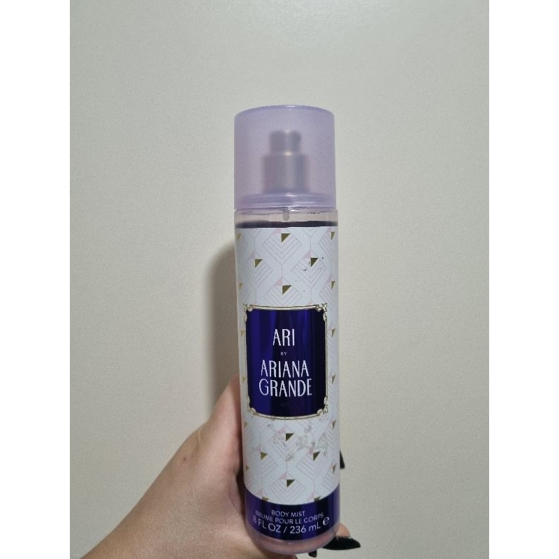 Body Splash Ariana Grande - Ari - seminovo | Shopee Brasil