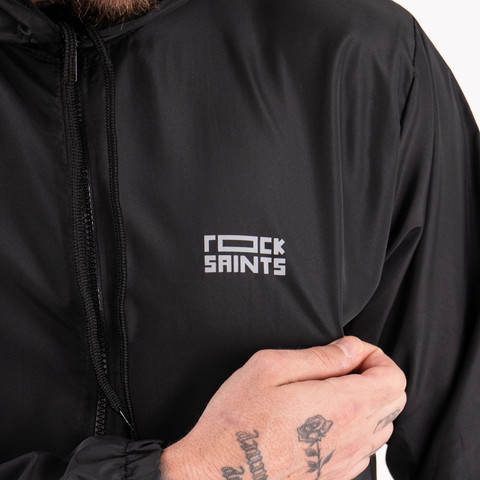 Corta Vento Masculina Impermeável Semi Forrada PRETO Rock Saints — foto 1 — Achou Levou Brasil