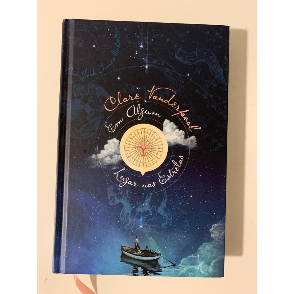 Livro Em Algum Lugar Nas Estrelas De Clare Vanderpool - Editorial Darkside Entreteniment
