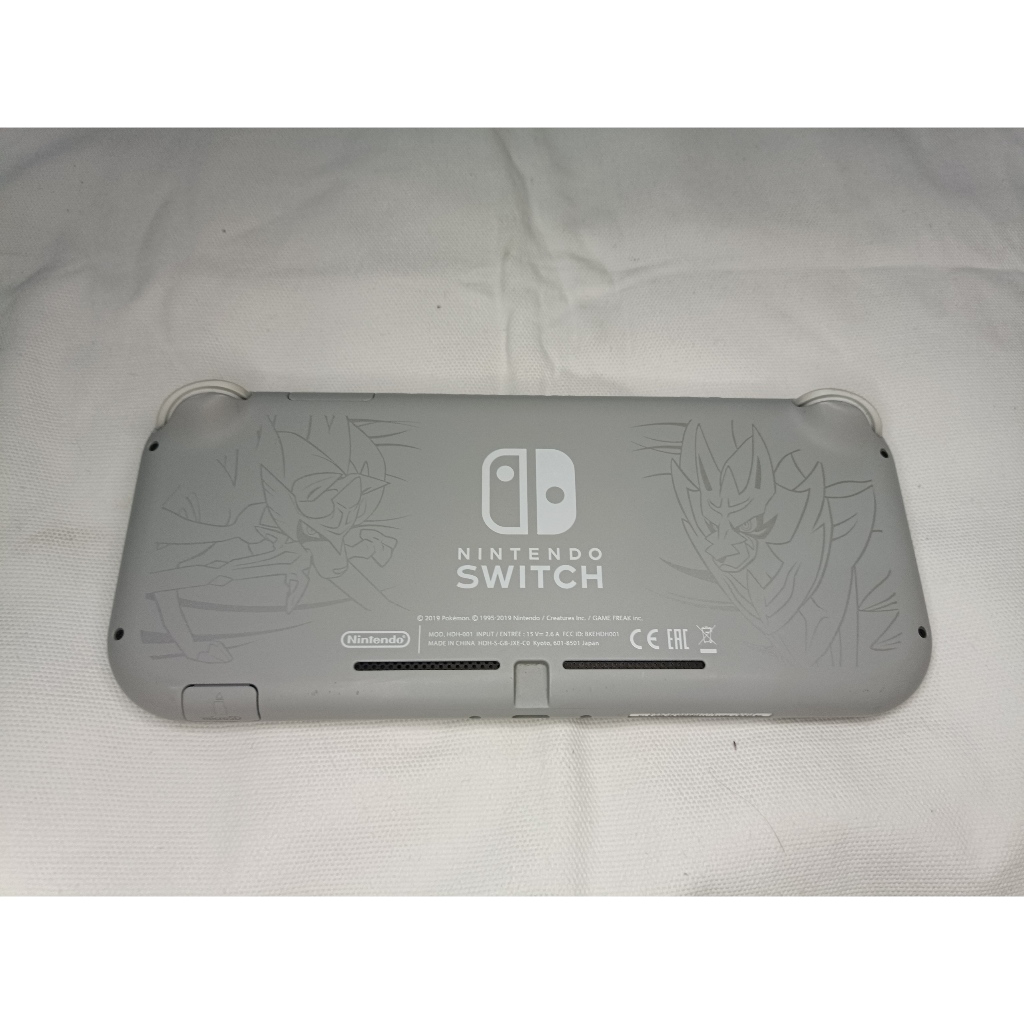 NINTENDO SWITCH LITE EDICAO POKEMON SWORD AND SHIELD NA CAIXA. USADO
