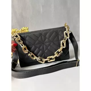 Bolsa Feminina Preta Tiracolo Pequena Com Alça de Corrente