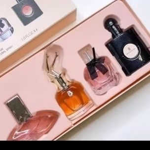 kit com 4 perfumes Importados feminino Inspiração | Shopee Brasil