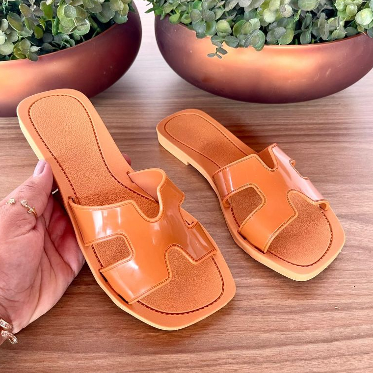 Rasteirinha H Feminina Super Leve e Confortal | Shopee Brasil