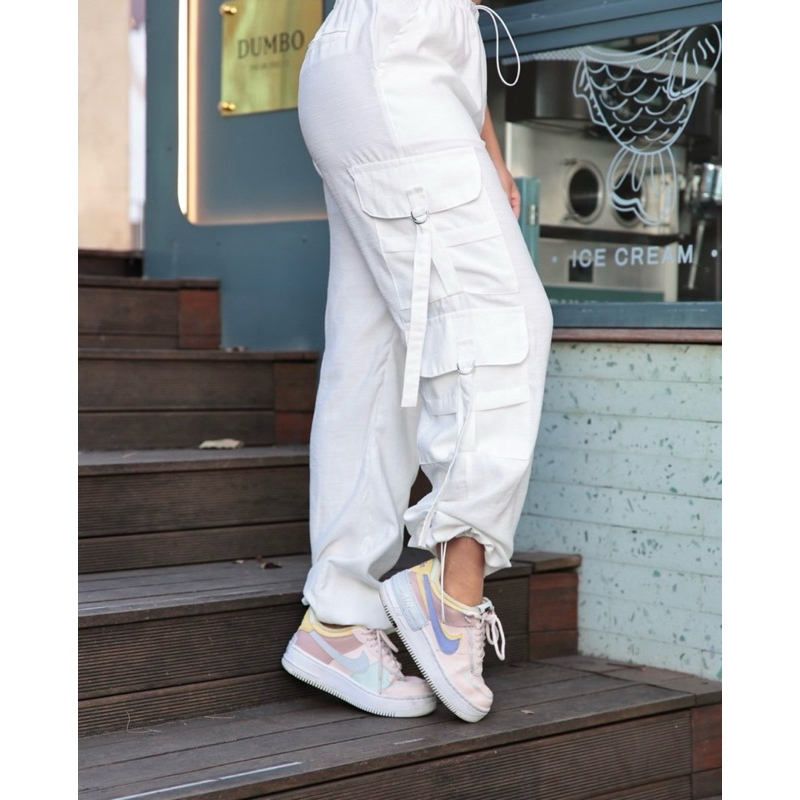 CALÇA PARACHUTE CARGO FEMININO- BOLSO LATERAIS | Shopee Brasil