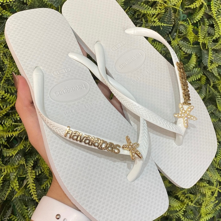 Havaianas Slim Square Branco +Pingente Estrela do Mar+Placa Logo ...