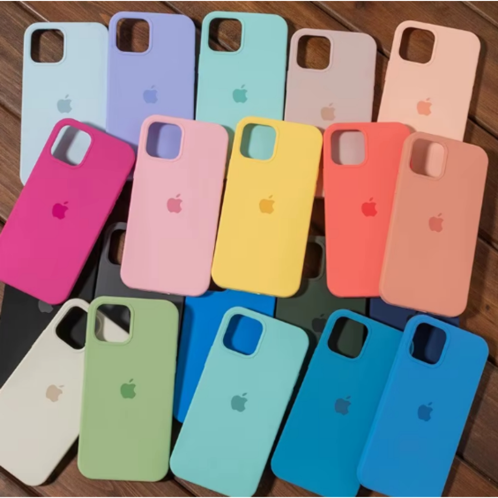 Capa Capinha Case iPhone Aveludada Silicone Modelos 6/6plus, SE, 7, 8, X, XR, XS, 11, 12, 13, 14 e 15 Plus/Pro Max
