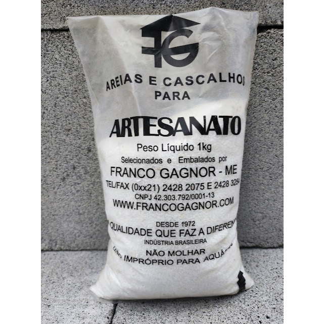 Substrato / areia / cascalho para artesanato BRANCO - 1 Kg | Shopee Brasil