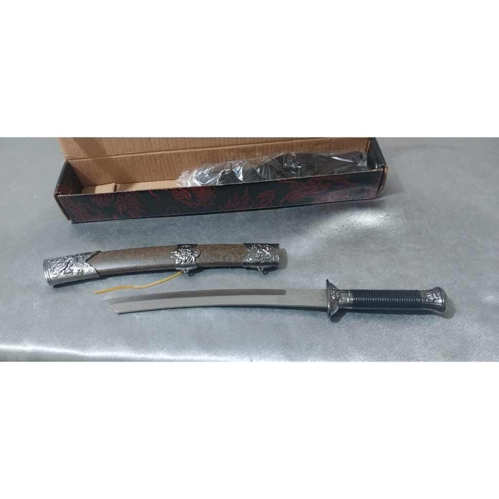 🏯🔥 Faca, Adaga, Espada, Katana com Suporte - A Elegância da Tradição Samurai! 🔥🏯