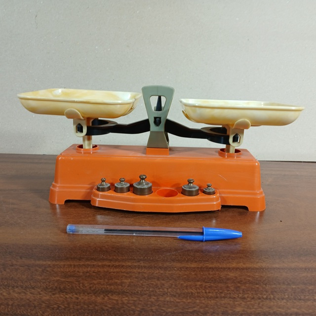 Lembrancinha Vintage Rara Mini Balança Átma Anos 70 Raridade (Usado ...