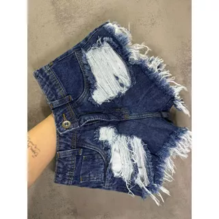 Short Jeans Feminino Destroyed Lavagem Azul Escura E Barra Desfiada
