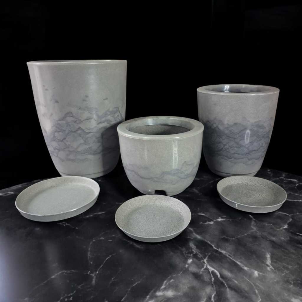 Vasos Marmorizados em Uso