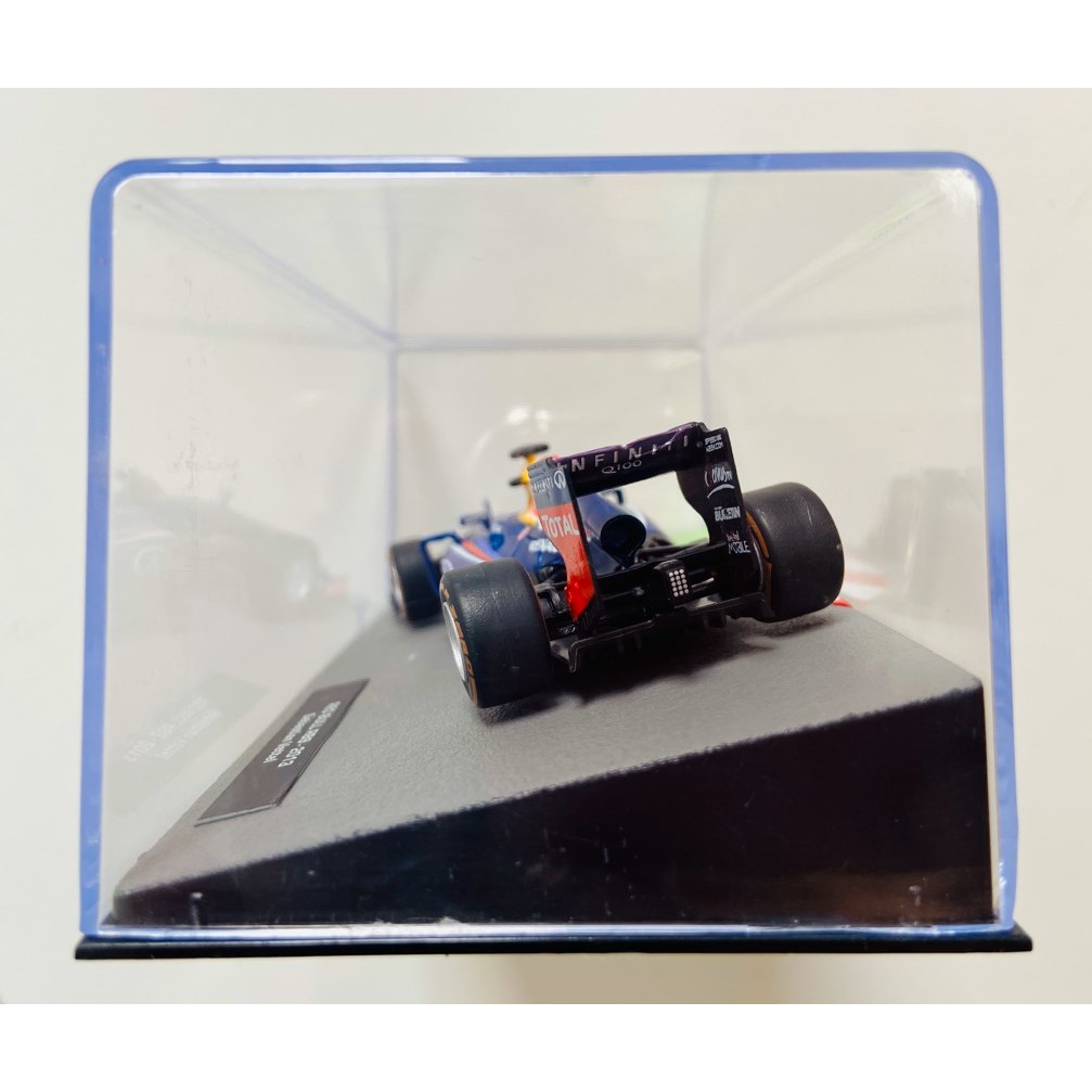 Miniatura Red Bull Rb9 - Sebastian Vettel W.champion 2013 F1