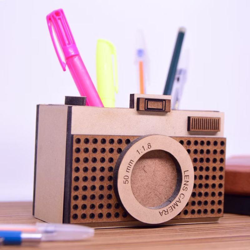 Porta lapis camera fotografica mdf para presente | Shopee Brasil