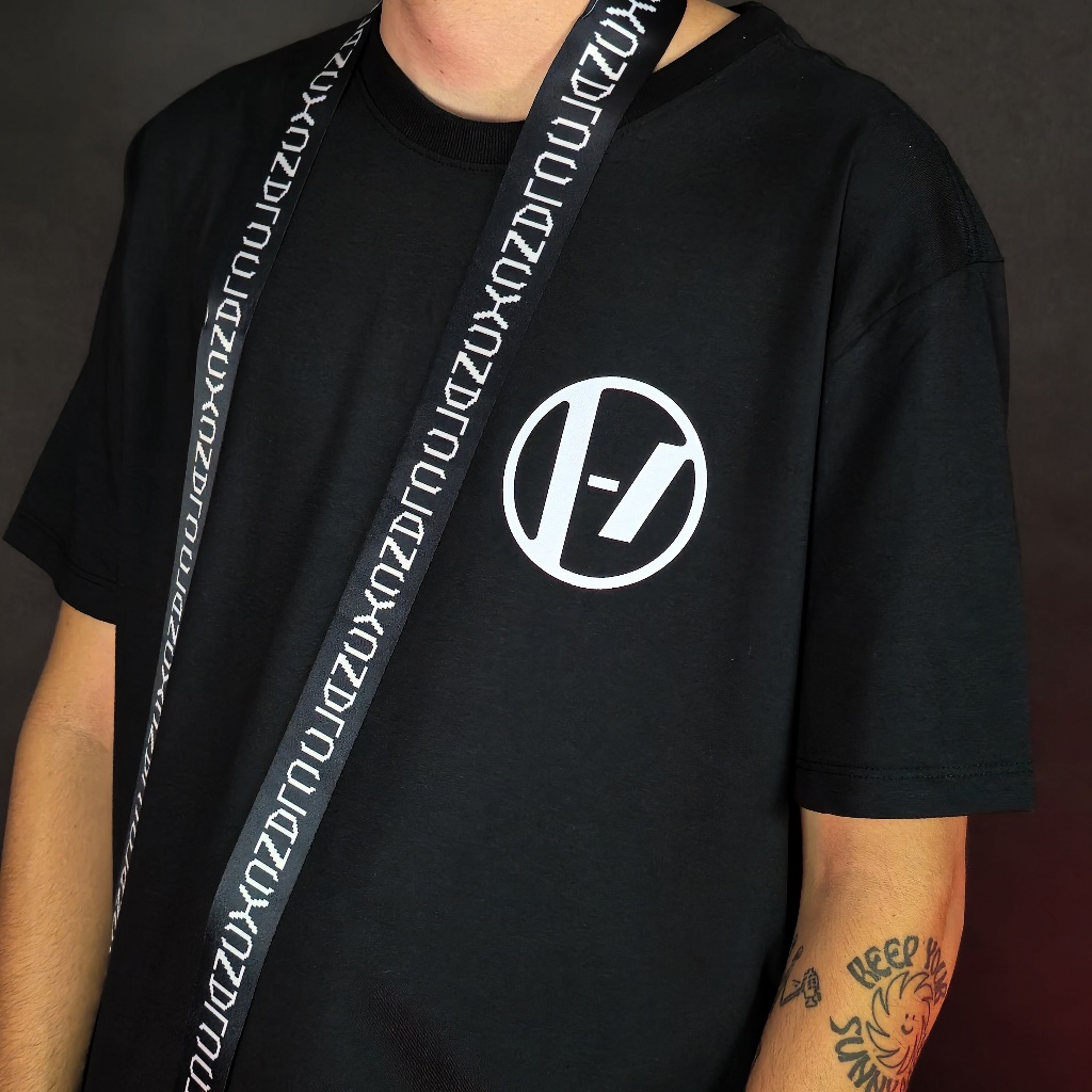 Camiseta Twenty One Pilots - Clancy Logo