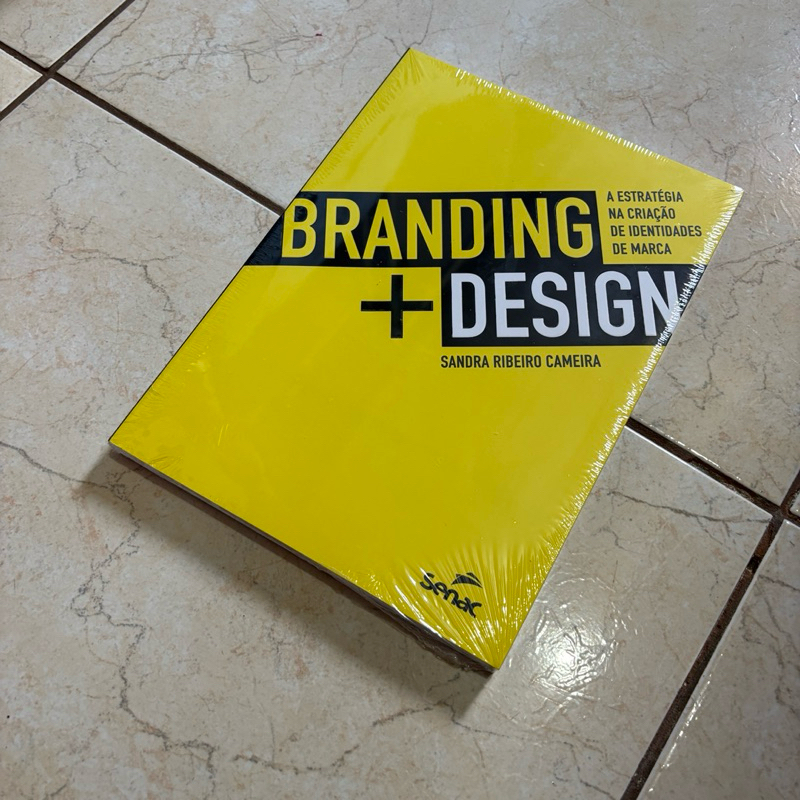 Livro Branding + design - estratégia criação de identidades de marca ...
