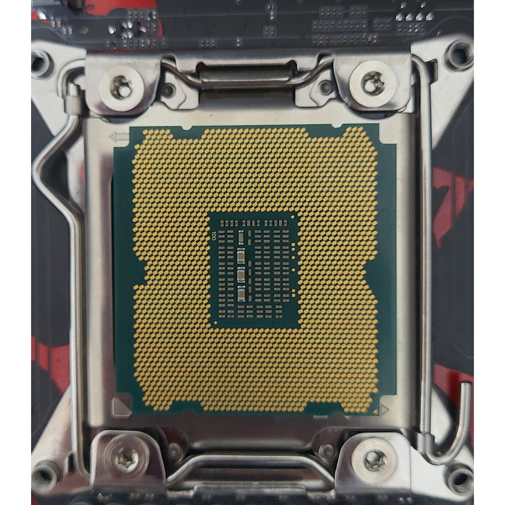 Processador Intel Xeon E5 2697 V2 2.70/3.50 130W 12/24 LGA 2011