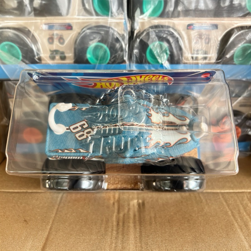 Hot Wheels Monster Trucks Gigante Rhinomite Rinoceronte #HTM85