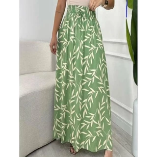 Saia Longa Estampada, fendas laterais, forradas e com bolsos