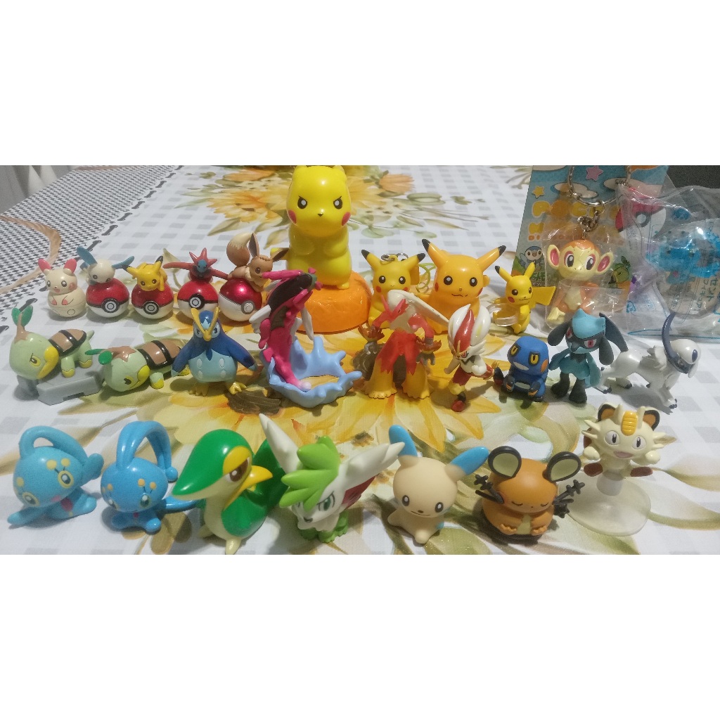 Lote de Bonecos Pokémon - Tomy, Dedoches, Transparentes, Shopro e ...