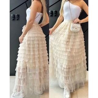 Saia Longa de Tule em Camadas
