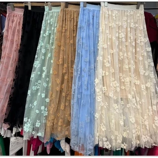 Saia Longa com Bordados Florais em Tule
