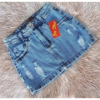 Saia Jeans Cintura Alta Desfiada Anitta Luxo de Fábrica Azul Escuro Saia Jeans Vazada Na Cintura Com Barra Dobrada