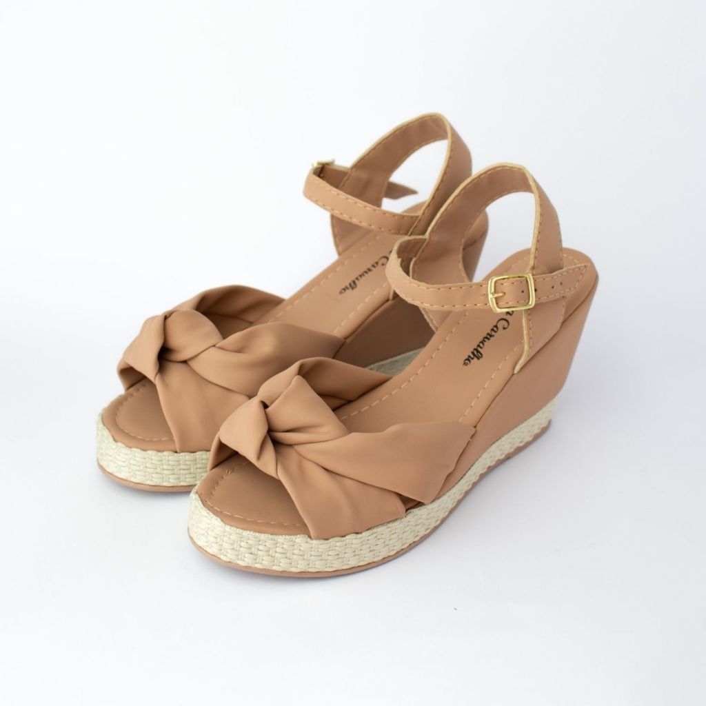 Sandália Feminina Ana Bela Salto Plataforma Traseiro Aberto com Fivela Super Confortavél Ideal Linda | Shopee Brasil