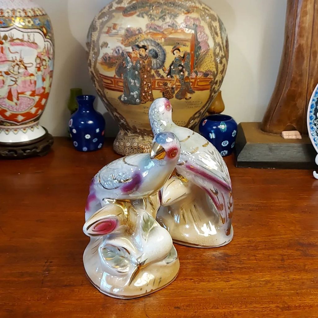 Antigos bibelôs em porcelana. | Shopee Brasil