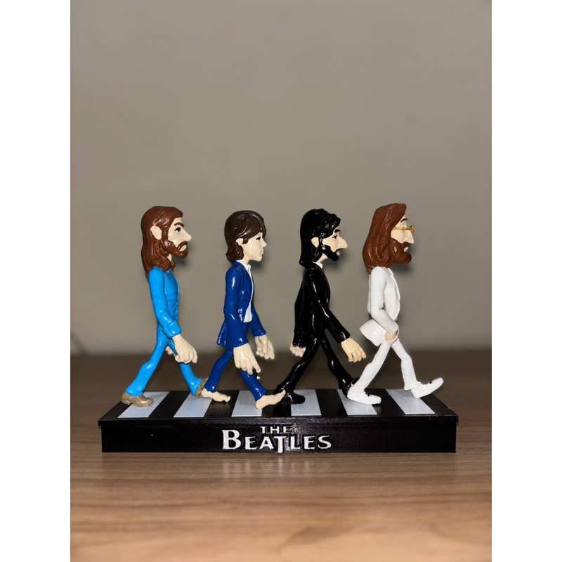 Boneco Colecionavel Cartoon ROCK IN ROLL ABBEYROAD THE BEATLES