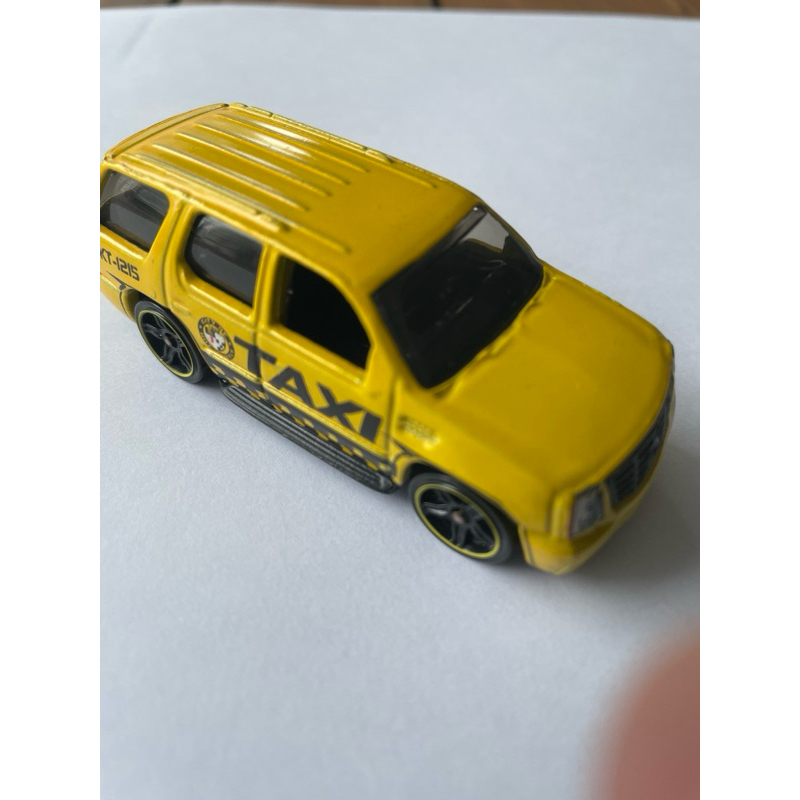 Hot Wheels - Cadillac Escalade (Taxi) | Shopee Brasil
