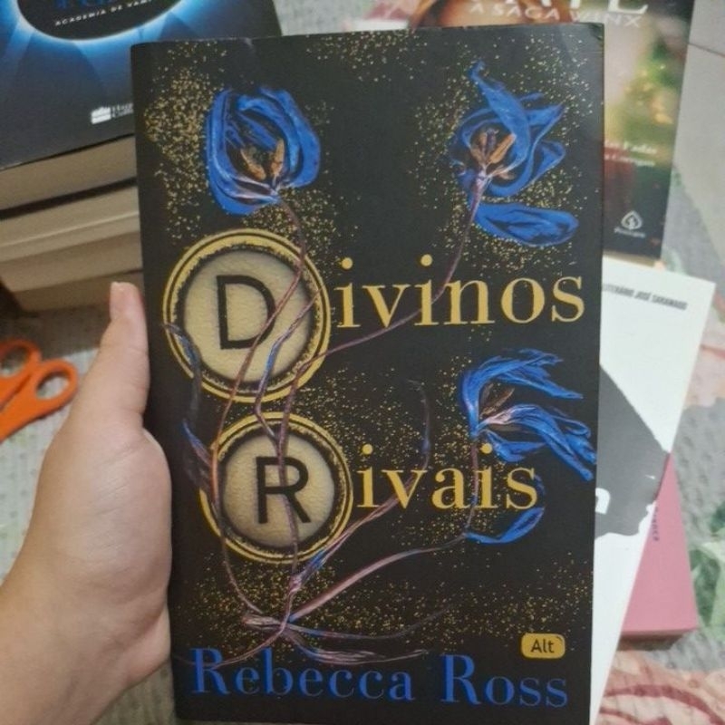 Divinos Rivais (vol.1) | Shopee Brasil
