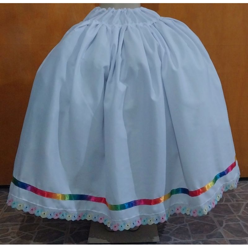 SAIA DE OXFORD BRANCO COM BORDADO INGLÊS E FITA N º DE CETIM UMBANDA E  CANDOMBLÉ