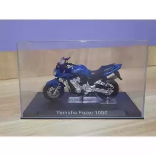 Miniatura Moto Collection Yamaha Fazer 1000 1:24 DeAgostini Altaya IXO